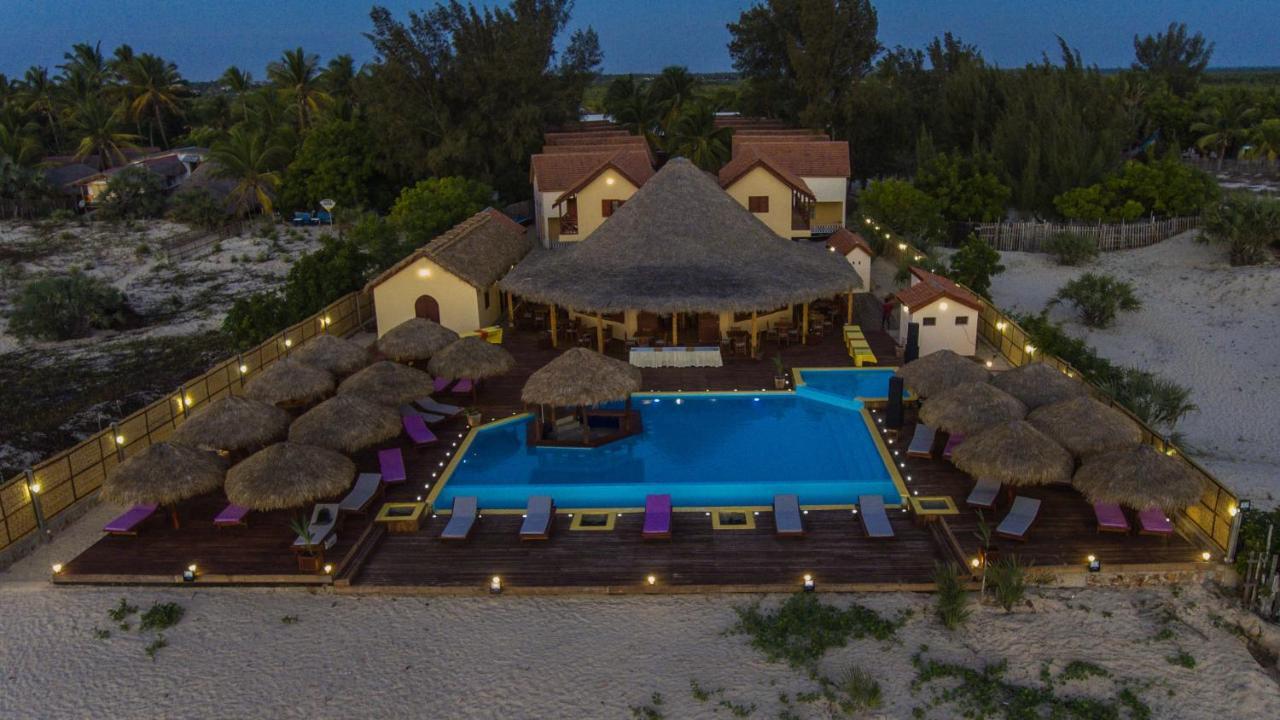 Laguna Beach Morondava Extérieur photo